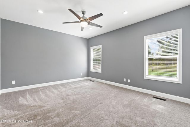 5700 Old Floydsburg Rd, Crestwood, KY 40014