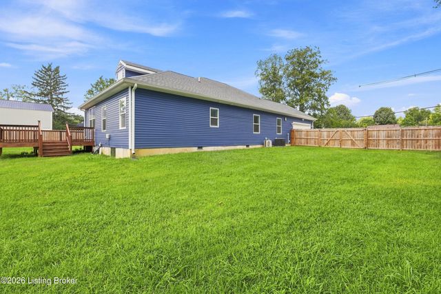 5700 Old Floydsburg Rd, Crestwood, KY 40014