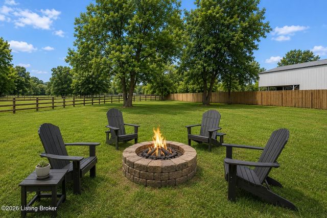 5700 Old Floydsburg Rd, Crestwood, KY 40014
