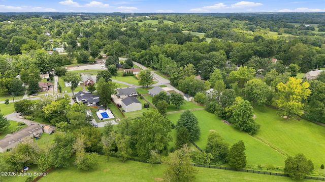 5700 Old Floydsburg Rd, Crestwood, KY 40014