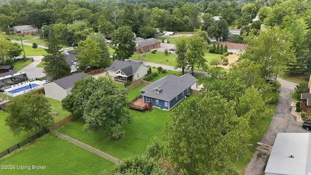 5700 Old Floydsburg Rd, Crestwood, KY 40014