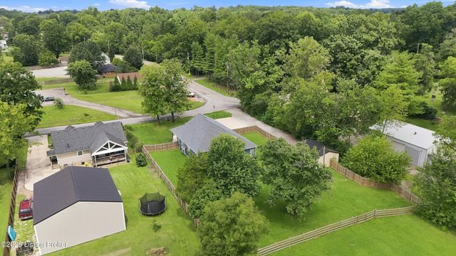 5700 Old Floydsburg Rd, Crestwood, KY 40014