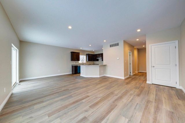 33755 Parkwood Street, Westland, MI 48186