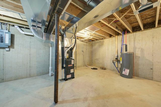 33755 Parkwood Street, Westland, MI 48186