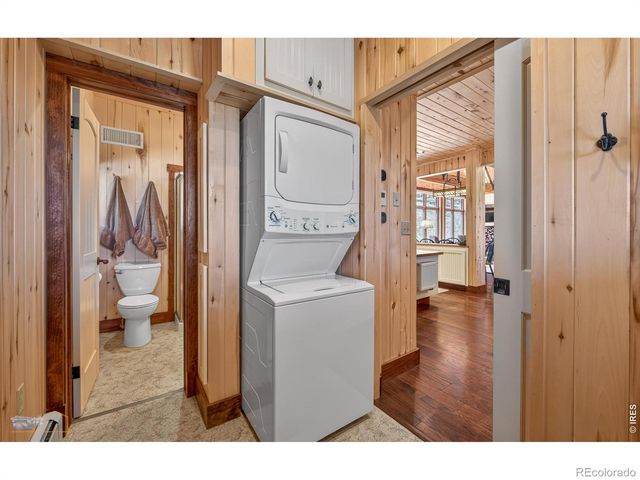 942 Spruce Drive, Lyons, CO 80540
