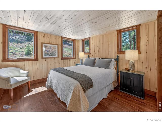 942 Spruce Drive, Lyons, CO 80540
