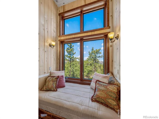 942 Spruce Drive, Lyons, CO 80540