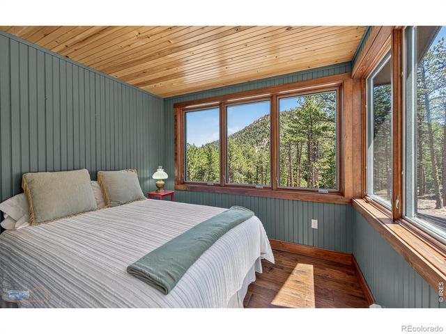 942 Spruce Drive, Lyons, CO 80540