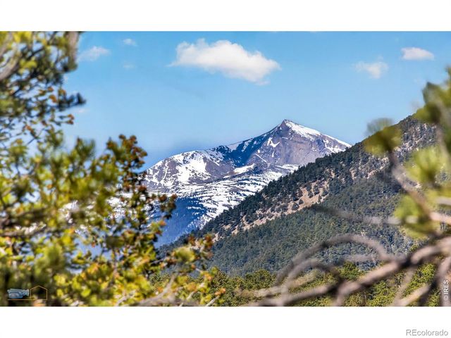 942 Spruce Drive, Lyons, CO 80540