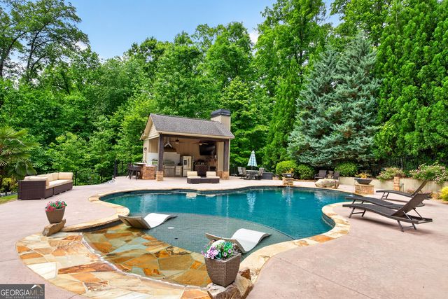 18 Willow Place, Newnan, GA 30265