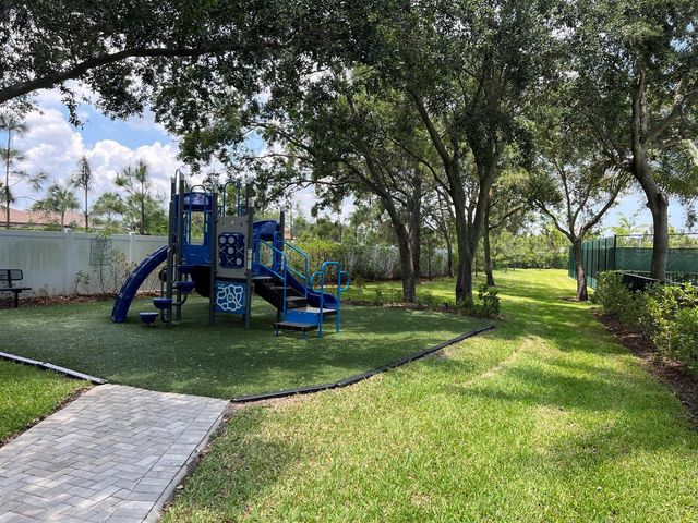 7181 VILLAMAR Way, Lake Worth, FL 33463