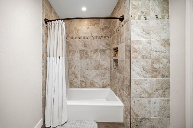 8607 Berta Canyon Court, Salinas, CA 93907