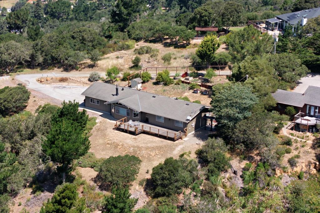 8607 Berta Canyon Court, Salinas, CA 93907