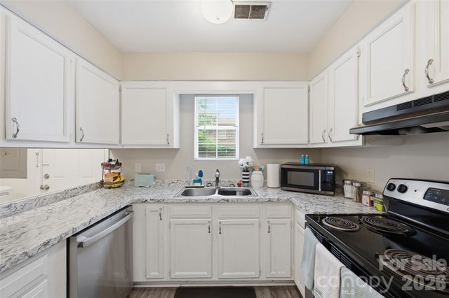 1158 Cloister Place, Columbia, SC 29210