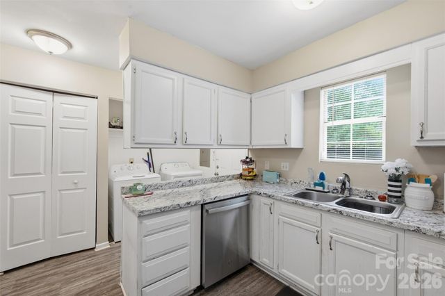 1158 Cloister Place, Columbia, SC 29210