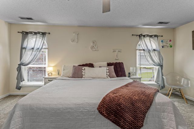 1906 Port Royal Drive, Soddy Daisy, TN 37379