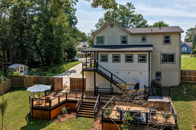 1906 Port Royal Drive, Soddy Daisy, TN 37379