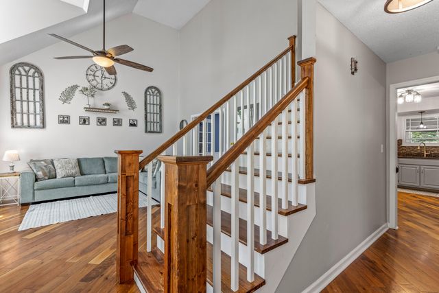 1906 Port Royal Drive, Soddy Daisy, TN 37379