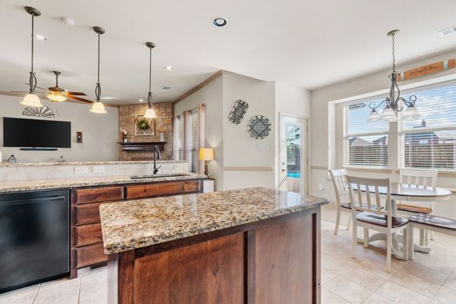 1667 Fraser Drive, Burleson, TX 76028