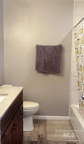 203 Hudson Avenue, Nampa, ID 83651