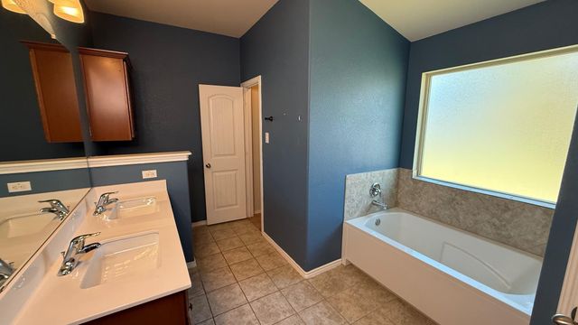 116 Zoisite LN, Jarrell, TX 76537