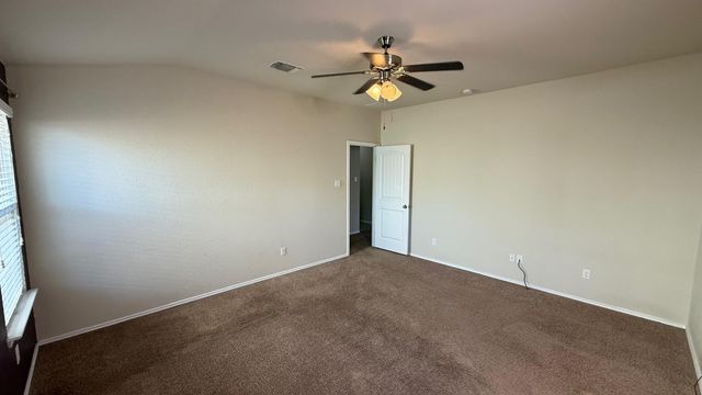 116 Zoisite LN, Jarrell, TX 76537