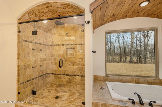 568 Woodford Cove, Hernando, MS 38632