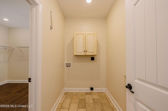 568 Woodford Cove, Hernando, MS 38632