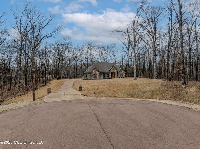 568 Woodford Cove, Hernando, MS 38632