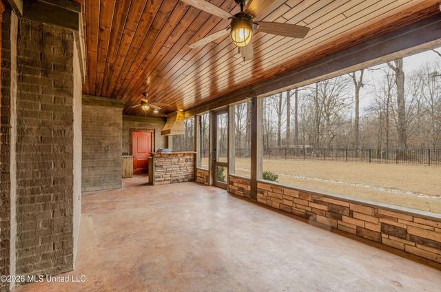 568 Woodford Cove, Hernando, MS 38632