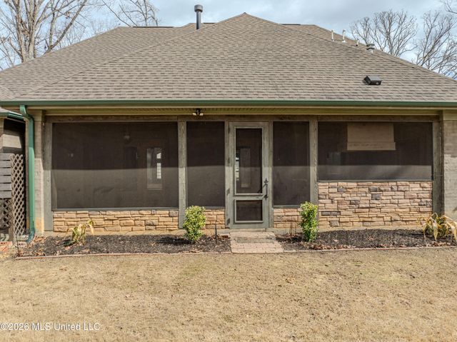 568 Woodford Cove, Hernando, MS 38632