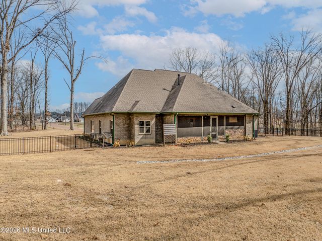 568 Woodford Cove, Hernando, MS 38632