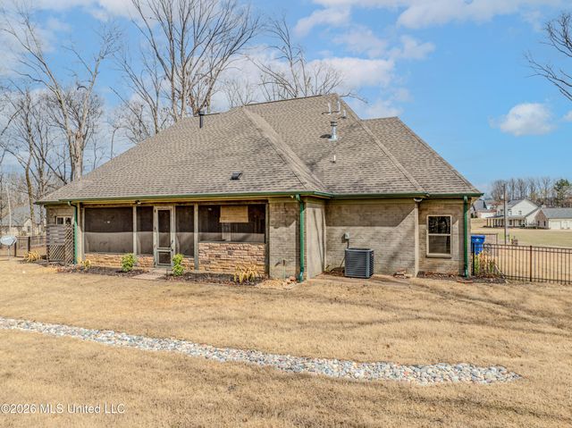 568 Woodford Cove, Hernando, MS 38632