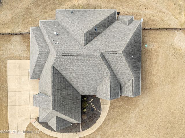 568 Woodford Cove, Hernando, MS 38632