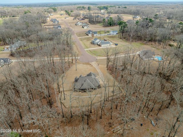 568 Woodford Cove, Hernando, MS 38632