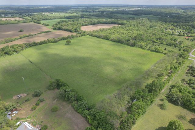 10+/- S. Oak Hill/Chapel Tract B, Carthage, MO 64836
