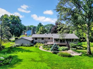 131 Marie Avenue W, West Saint Paul, MN 55118