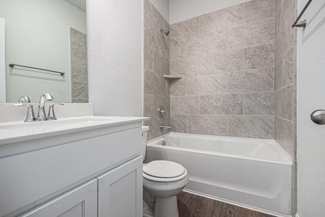 3739 Crawford Street, Bay City, TX 77414