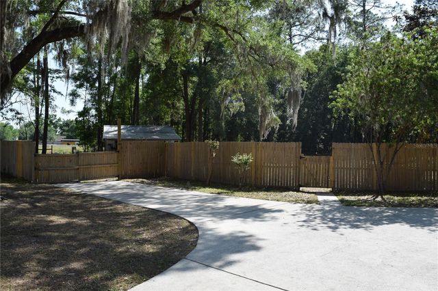 20004 NW 258TH DRIVE, High Springs, FL 32643