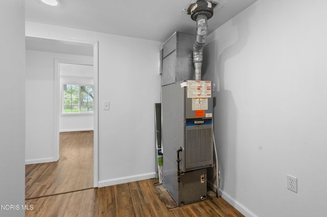 2861 Latcha Road, Millbury, OH 43447