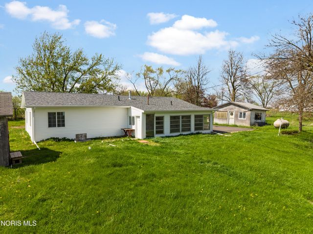 2861 Latcha Road, Millbury, OH 43447