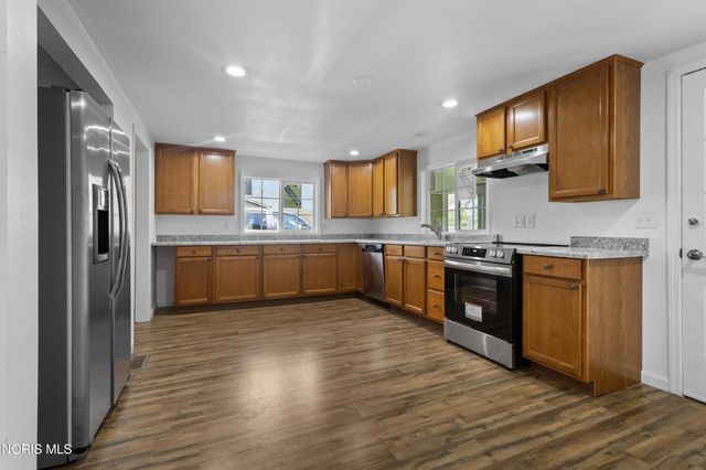 2861 Latcha Road, Millbury, OH 43447