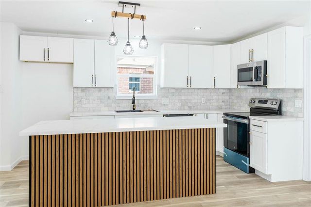 1011 Crossfield Drive, Katy, TX 77450