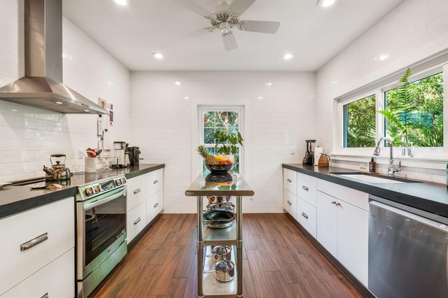 1300 Palmetto Court 109, Vero Beach, FL 32963