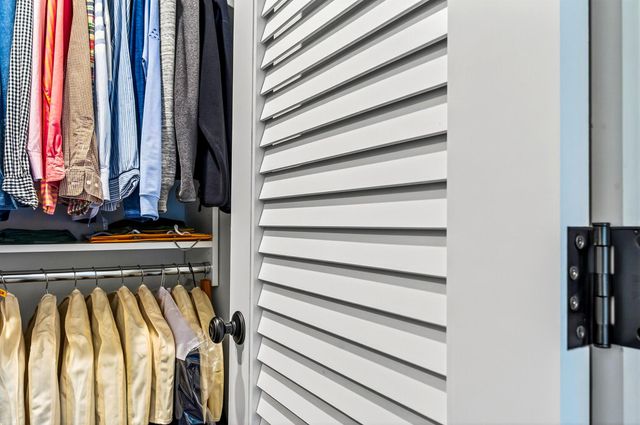 1300 Palmetto Court 109, Vero Beach, FL 32963