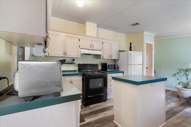 12290 NW 85TH AVENUE, Chiefland, FL 32626