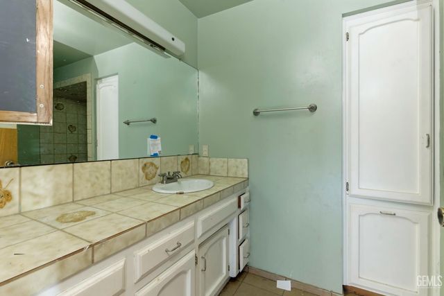 8801 Sorrel Street, Bakersfield, CA 93307
