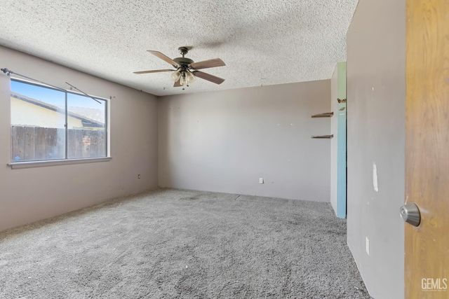 8801 Sorrel Street, Bakersfield, CA 93307