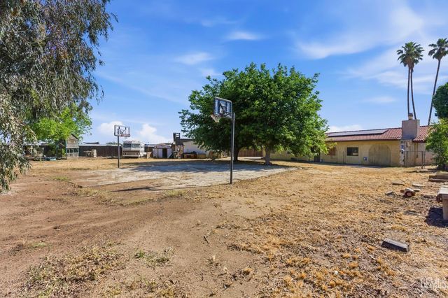 8801 Sorrel Street, Bakersfield, CA 93307
