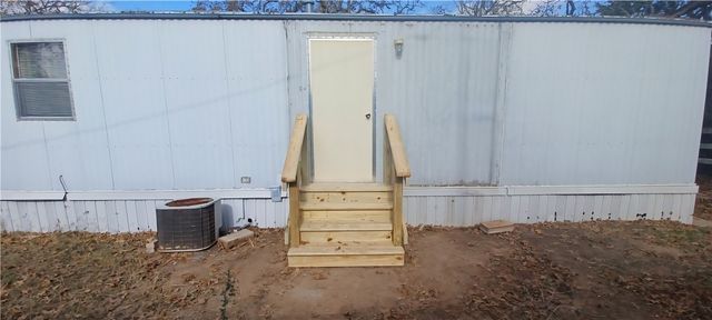 416 Leaning Oak Lane, Somerville, TX 77879